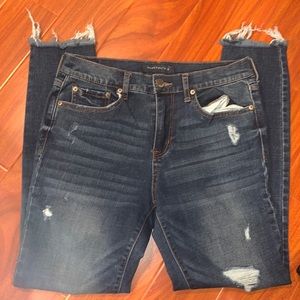 AEROPOSTALE HIGH WAISTED JEANS